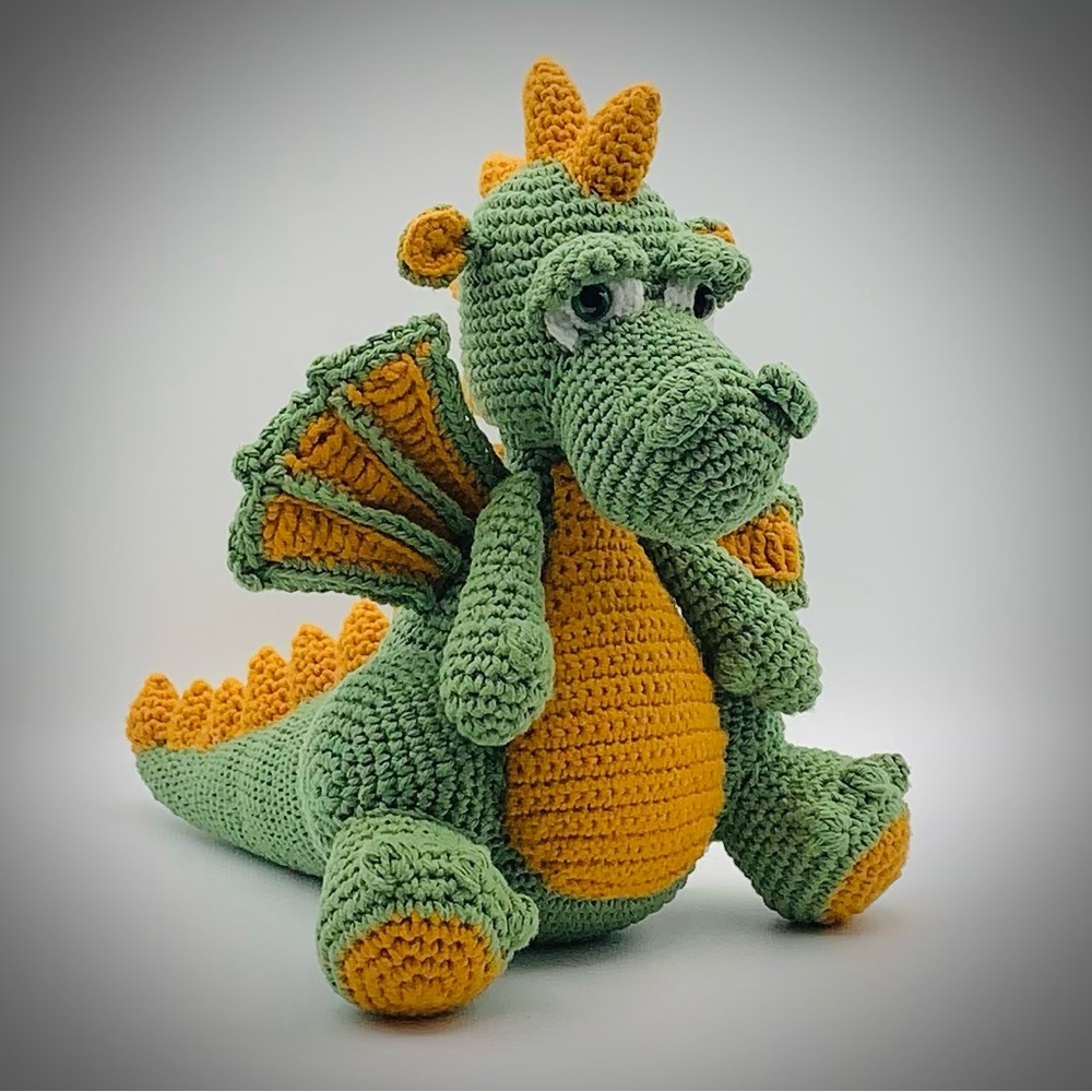 Crocheted Gargoyle Dragon Statue Plush Toy Gift for Kids, adults